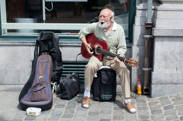 Cours de guitare à Strasbourg : les raisons pour étudier cette discipline